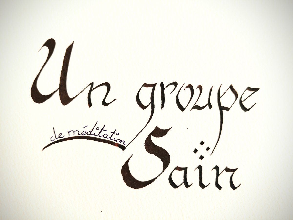 Un groupe de méditation sain